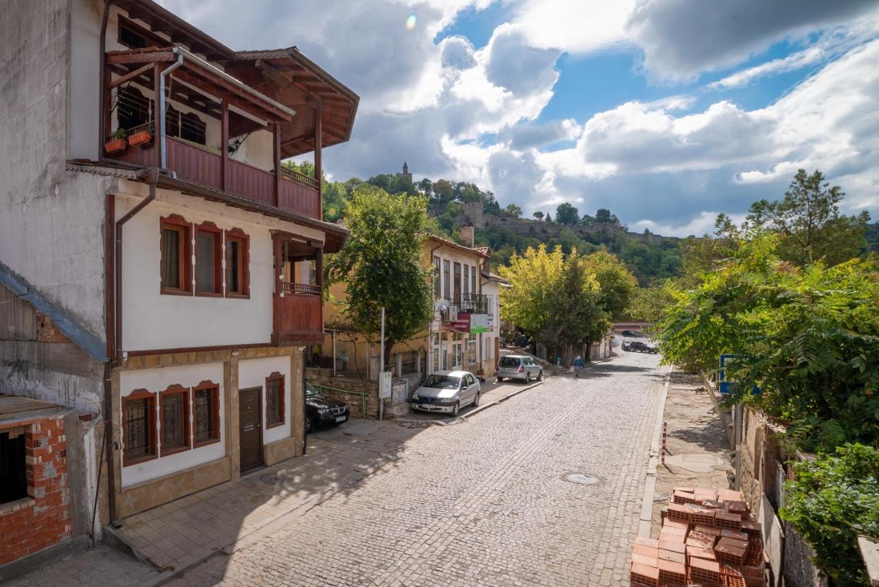 The Gallery Guest House - Garden And Garage Veliko Tarnovo Kültér fotó